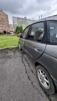 Renault Megane - 2