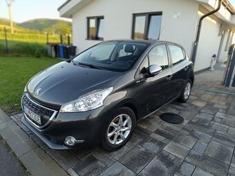 Peugeot 208 1.2 - 2