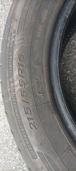Predám pneumatiky Dunlop 215/55R16 - 2