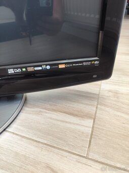 Panasonic 105cm - 2