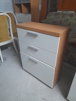 biela komoda - 2