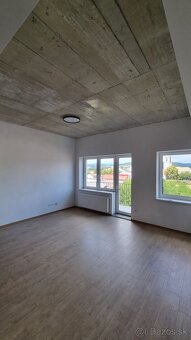 Moderný 3+kk byt s balkónom v centre Bytče - 2