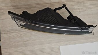 Hmlové svetlo pravé Black Škoda Octavia 3 - 2