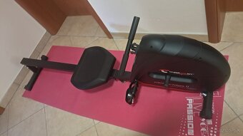 Predám veslársky trenažér - 2