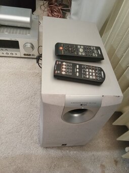 Predám zosilovač Yamaha rx v361 spolu s reproduktormi - 2