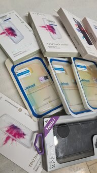 Približne 600ks puzdier na mobilné telefóny - 2