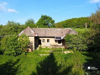 Stavebný pozemok so starším domom na zbúranie - 2