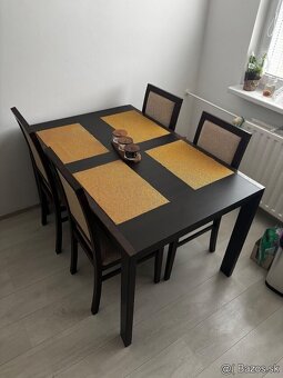 Predam kuchynsky / jedalensky stol + 4 stoličky - 2