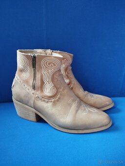 Zlaté westernové čižmy - 2