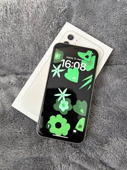 iPhone 11 - TOP stav - 2