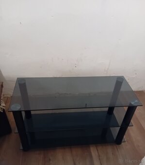 TV stolík sklenený - 2
