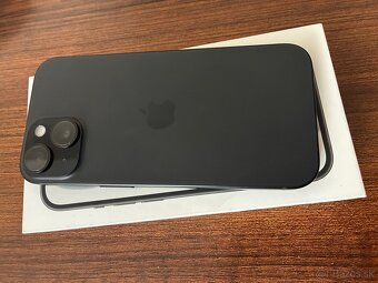 Iphone 15 - 2