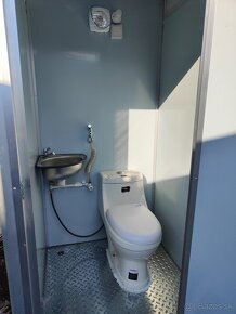 Sanitarny kontajner 5\' c. 413 - 2