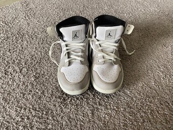 Air Jordan veľkosť 34 chlapčenské botasky - 2