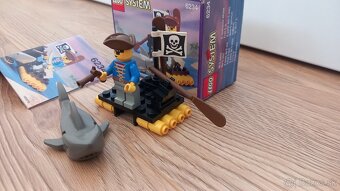 Lego system 6234 piráti s krabicou - 2