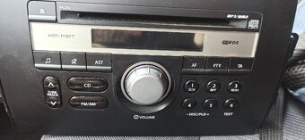 Rádio z MP3 do Suzuki SX4 alebo Fiat Sedici - 2