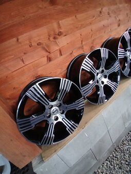 5x108 r18 volvo - 2