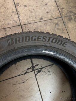 205/55R17 - 2