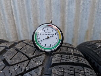 235/45 R18 Pirelli Sottozero 3 Zimne - 2