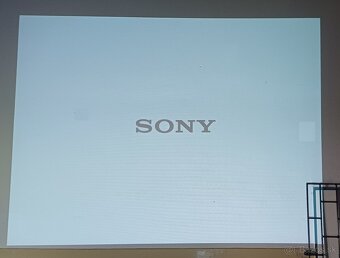 Projektor SONY VPL-CX100, žiarovka ok, otestovaný - 2