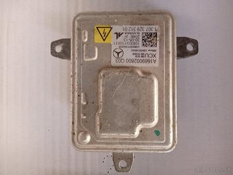 Mercedes C (w204) facelift - diely svetiel - 2