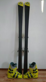 Predám lyže Fischer, lyžiarky Fischer, palice Fischer - 2