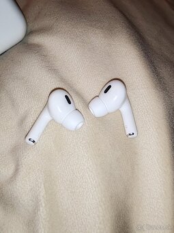Apple AirPods 2 Pro - 2