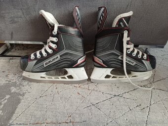 Korčule BAUER X200 Vapor - 2