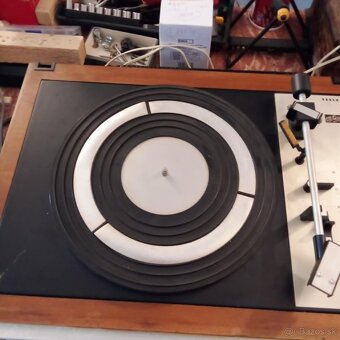 Predám GRAMO-ZOSILOVAČ-TESLA-NZC142, - 2