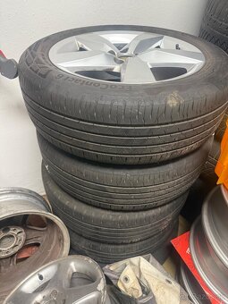 OE disky Audi 6,5jx17 et39 - 2