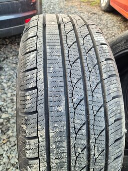 Zimné pneumatiky 225/60 r17 - 2