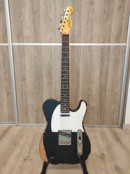 Gitara Vintage V62 Icon Distressed Black - 2