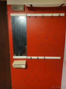 Vešiaková stena - 2