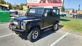 Land Rover Defender 2.5 D 90 kw M5 1.maj 156000km SR - 2