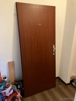 Vchodové dvere 80cm pravé - 2