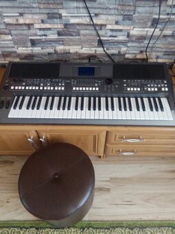 Yamaha psr s 670 plus aktívna bedna blutu - 2