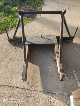 Rám na traktor - 2