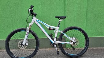 Dámsky celoodpružený horský bicykel CUBE - 2