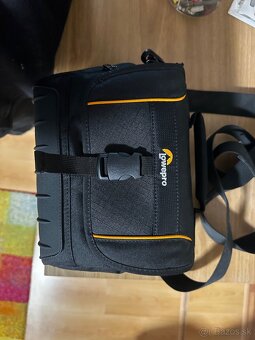 Canon EOS 250D - 2