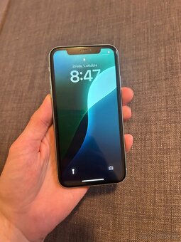 iPhone 11 64gb - 2