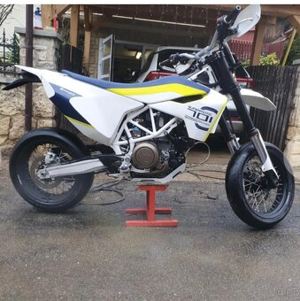 Husqvarna 701 2018 - 2