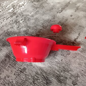 Pasírovač na zeleninu plast - 2