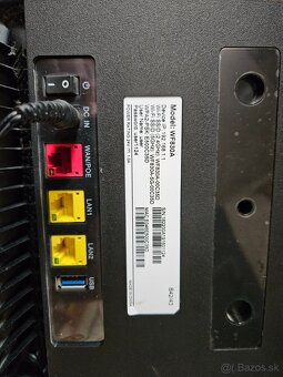 Predám 4G router, externú anténu a 11m kábla - 2