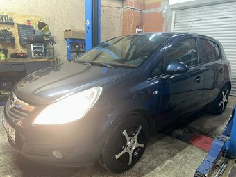 Predám opel corsa d rok2010 1.2 16v 59kw - 2