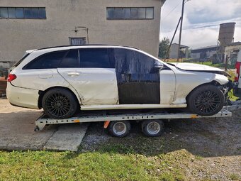 Mercedes-Benz Combi E220d 2017 AMG Line - 2