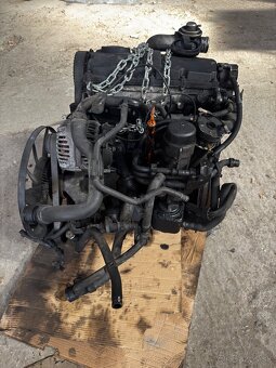 Predam motor vw 1.9tdi PD - 2