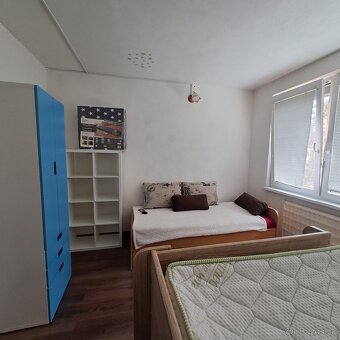 Prenajom 3,5izbovy byt Zlaté Moravce - 2