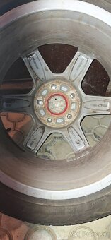 Pneu 225/50/17 - 2