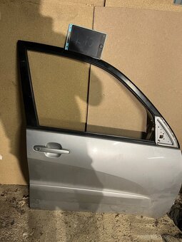dvere toyota rav 4 - 2