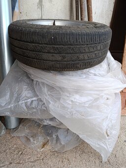 Predám letné pneumatiky 205/65 R16 C s diskami 5x112 - 2